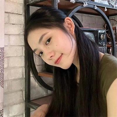 死对头的商业联姻有点甜